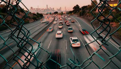 爱游戏平台-快船主场连胜乔治再砍高分，快船连胜纪录