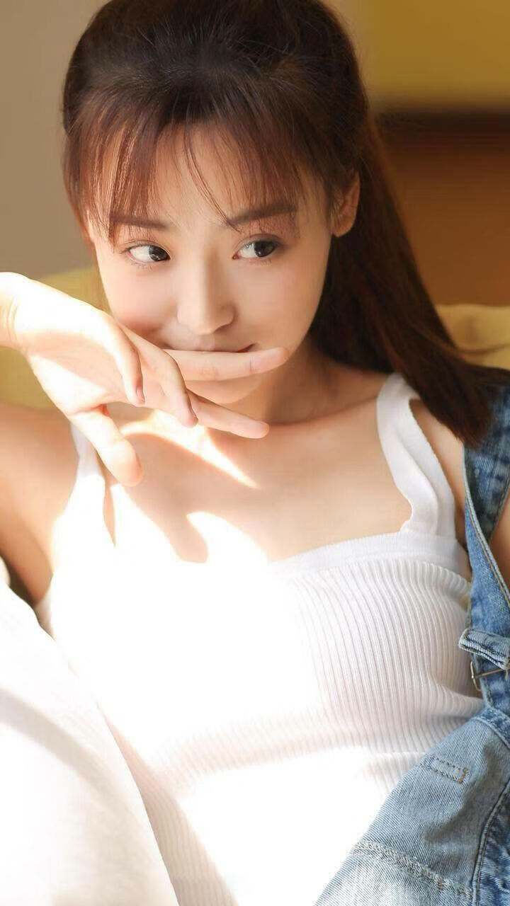 爱游戏在线登录入口-塞尔提克赢得惊险胜利，打败篮网保持领先，塞尔提长什么样